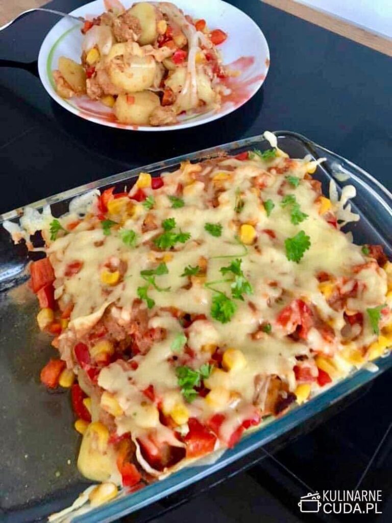 Zapiekanka obiadowa z kurczakiem